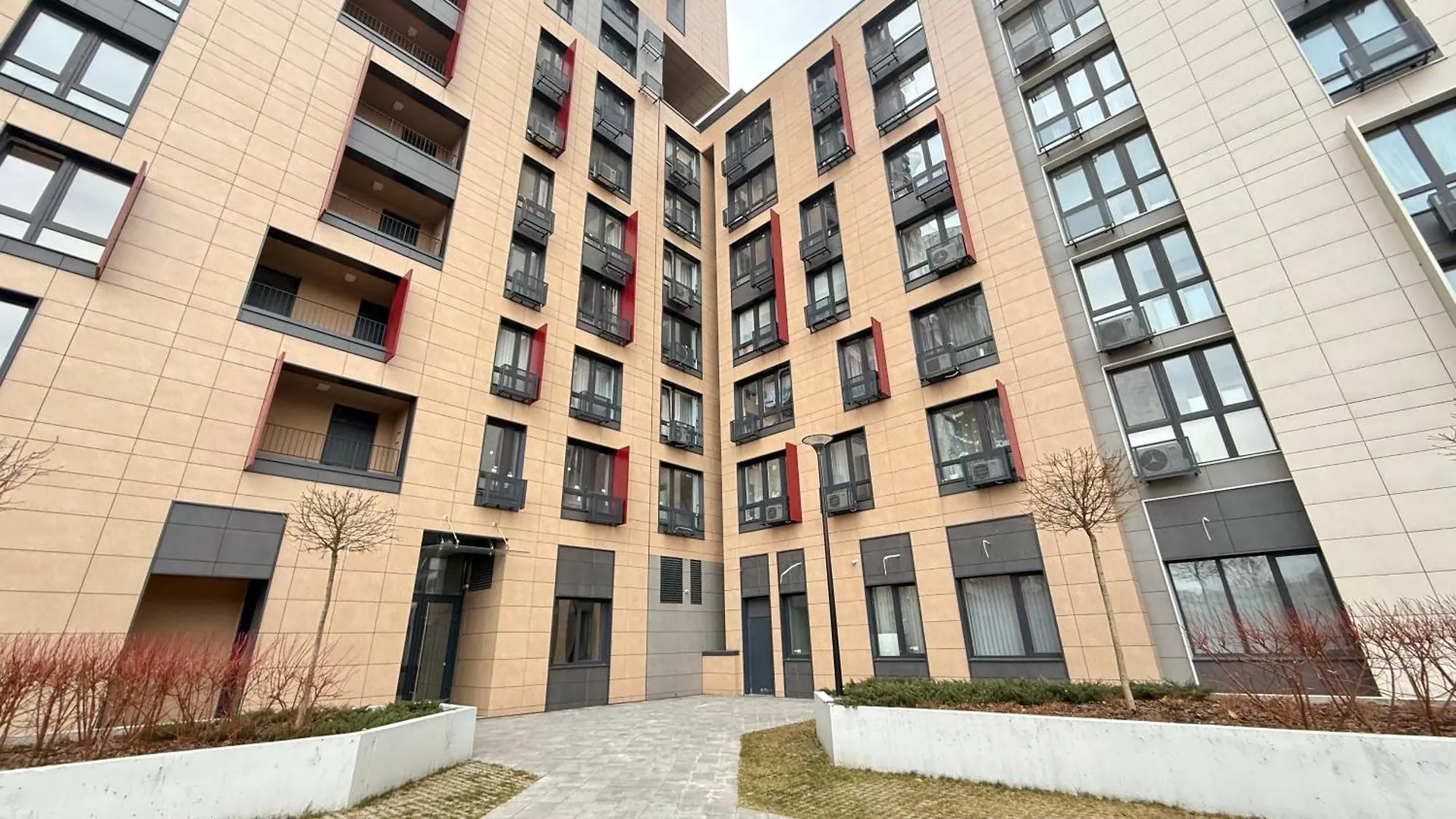 New Business-Class Apartment In Kyiv City Center
