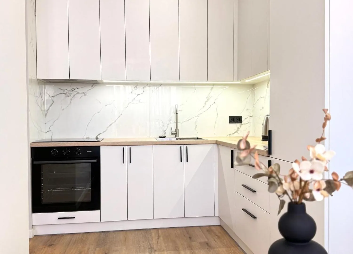 New Business-Class Apartment In Kyiv City Center 0*,  Ukraine