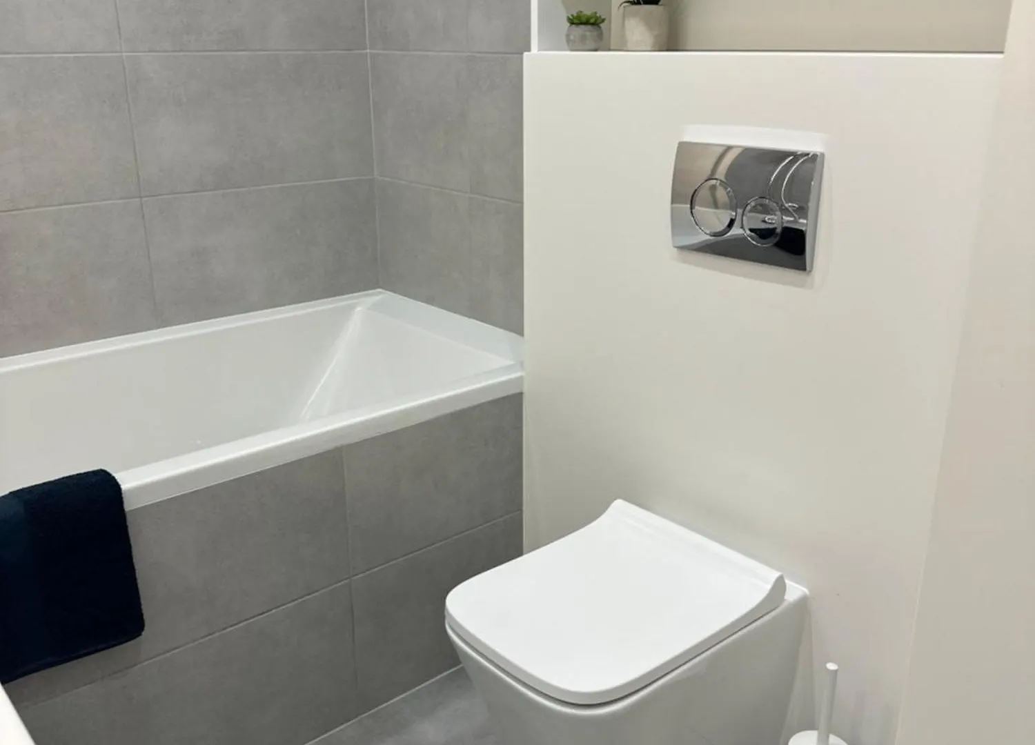 New Business-Class Apartment In Kyiv City Center