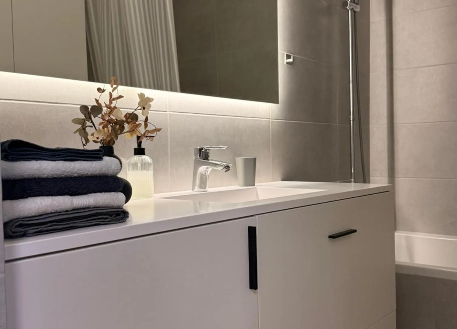New Business-Class Apartment In Kyiv City Center 0*,